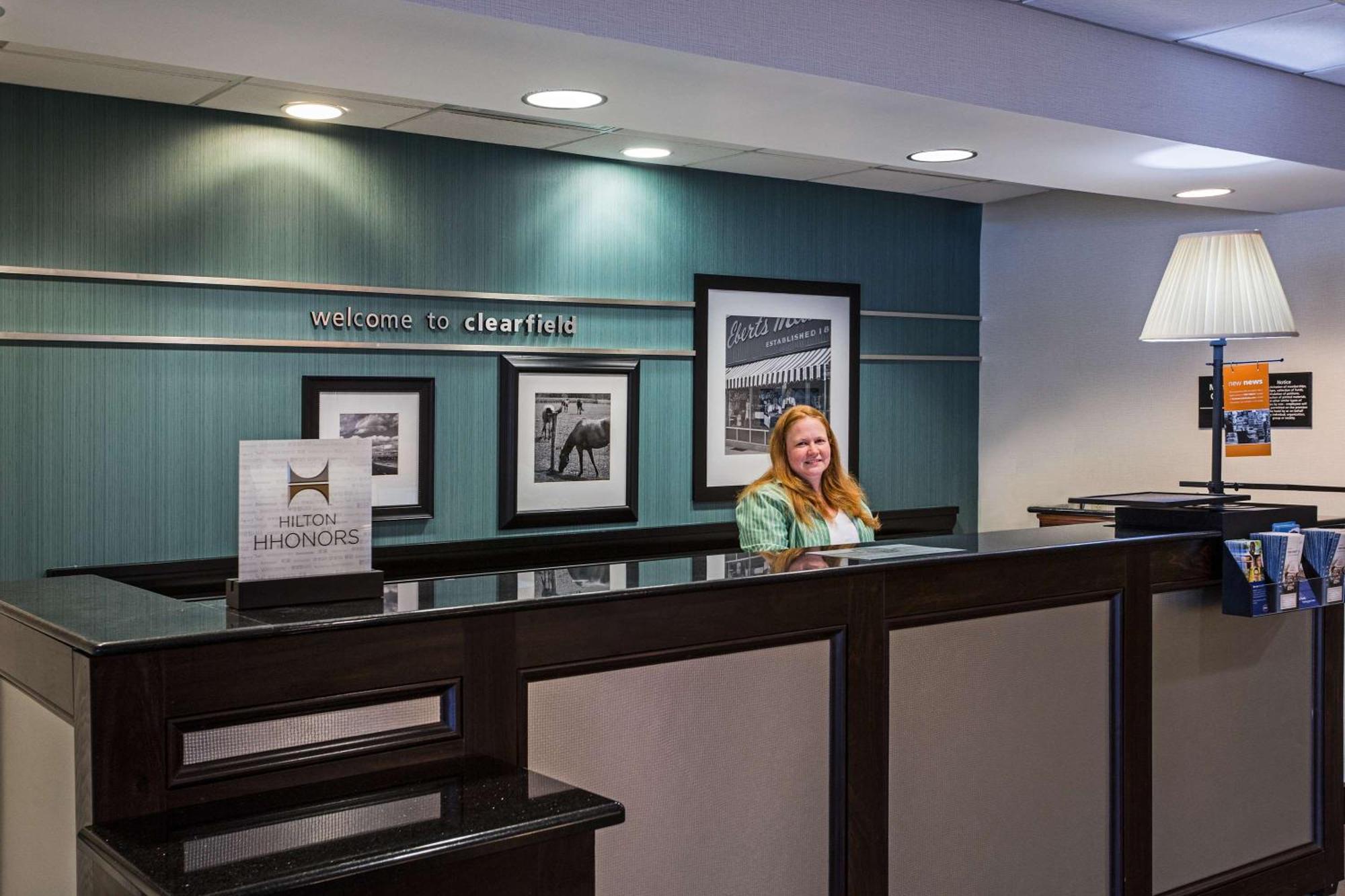 Hampton Inn Clearfield Esterno foto